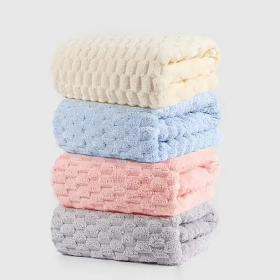 Luxury Microfiber Bath Towels 4-Pack  8X Absorbent Quick-Dry 27.5x55in Ultra Lightweight & Hypoallergenic For Spa Gym Travel  Super Soft Bath Sheets S