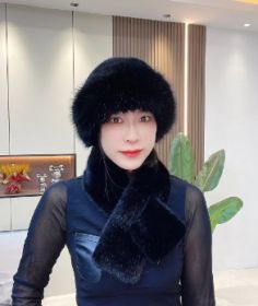 Suit Winter Scarf Mongolian Cap Plush Hat Women's Thickened (Option: Black-Free Size)