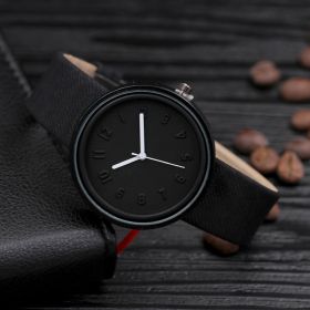 Creative ladies quartz watch (Option: Black)